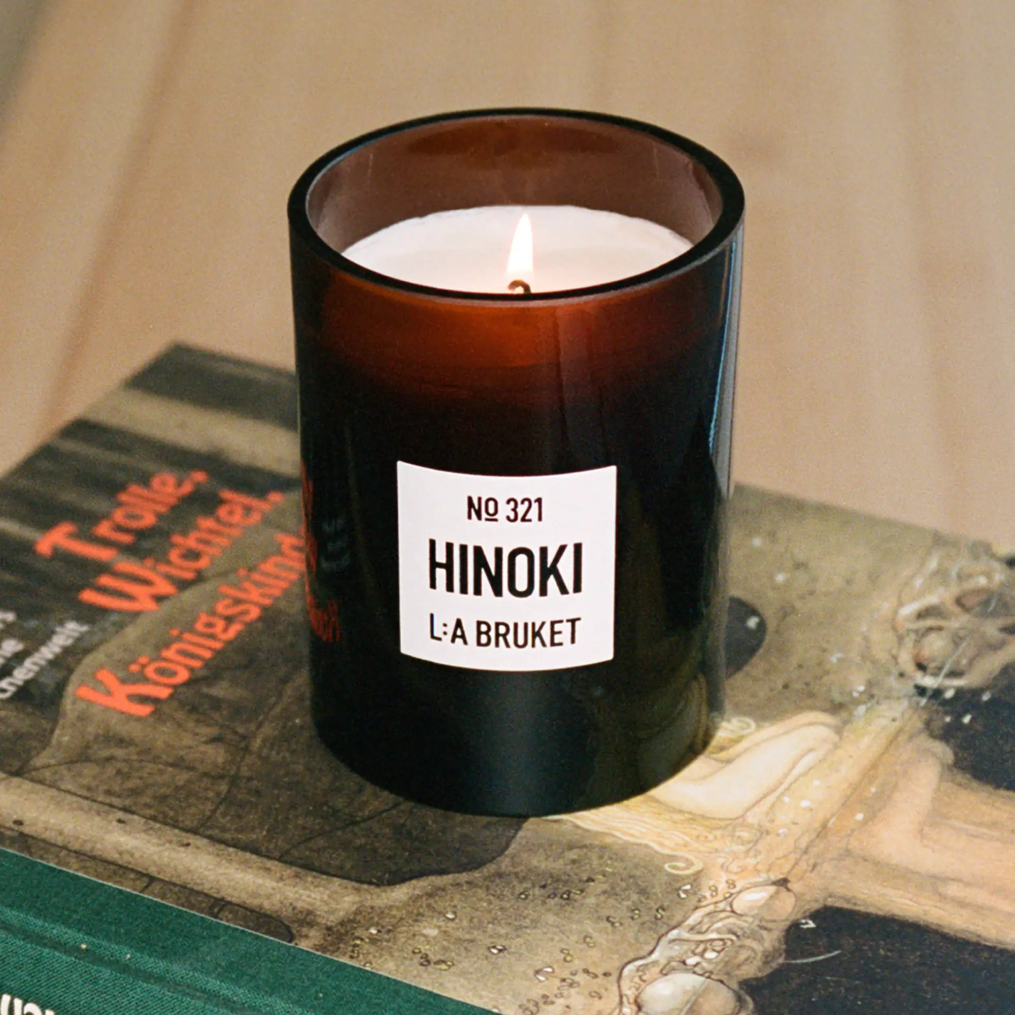 Doftljus/candle 260 g (Hinoki) - L:a Bruket - Bild 2